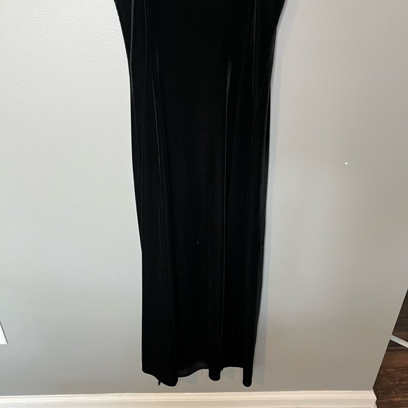 Sophia by Delicates x Vintage Elegant Velvet Gold Trimmed Slip Dress - Picture 8 of 9